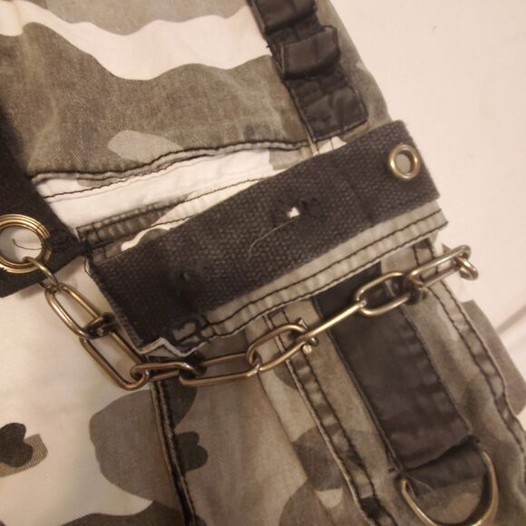 Y2K Tripp NYC Cargo Camo Pants Zip Off Men Sz XXL Daang Goodman Baggy Rave Goth - Picture 9 of 12